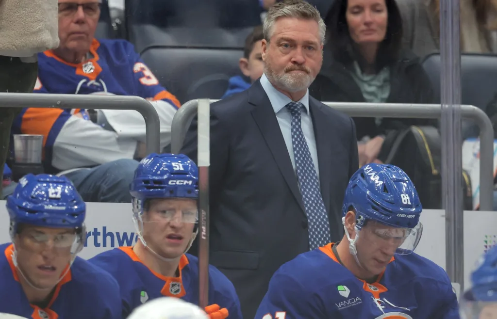 Patrick Roy får sparken av New York Islanders