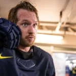 SMÄLLEN: NHL-svensken stoppas av skada