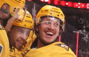 Svensken NHL:s hetaste målskytt – och veckans bästa spelare