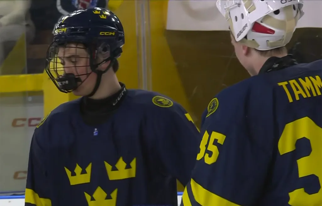 Småkronorna krossades av USA.