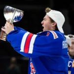 Tvåfaldige JVM-hjälten skriver NHL-kontrakt