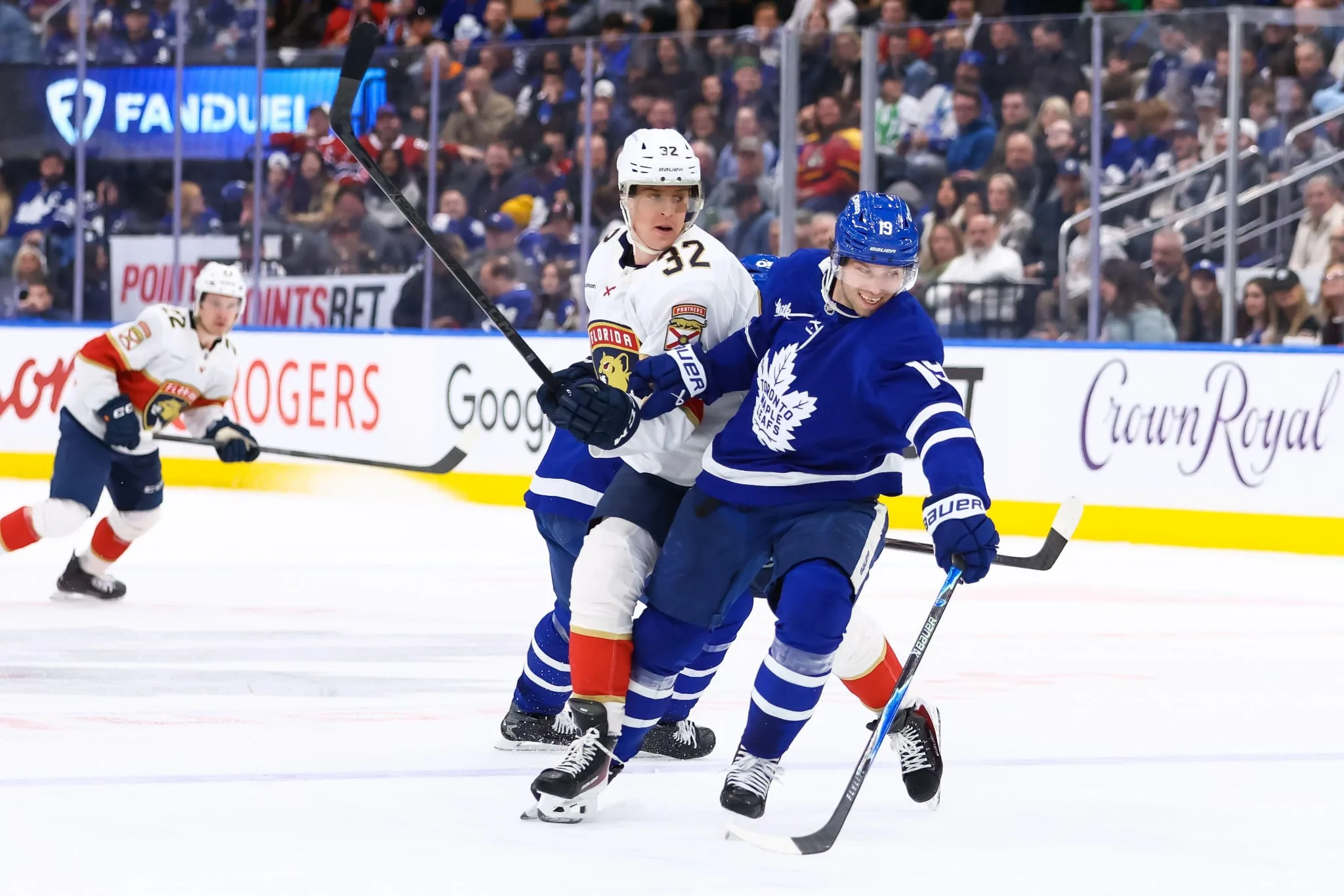 Svensken fick göra debut i NHL – efter tre säsonger i AHL