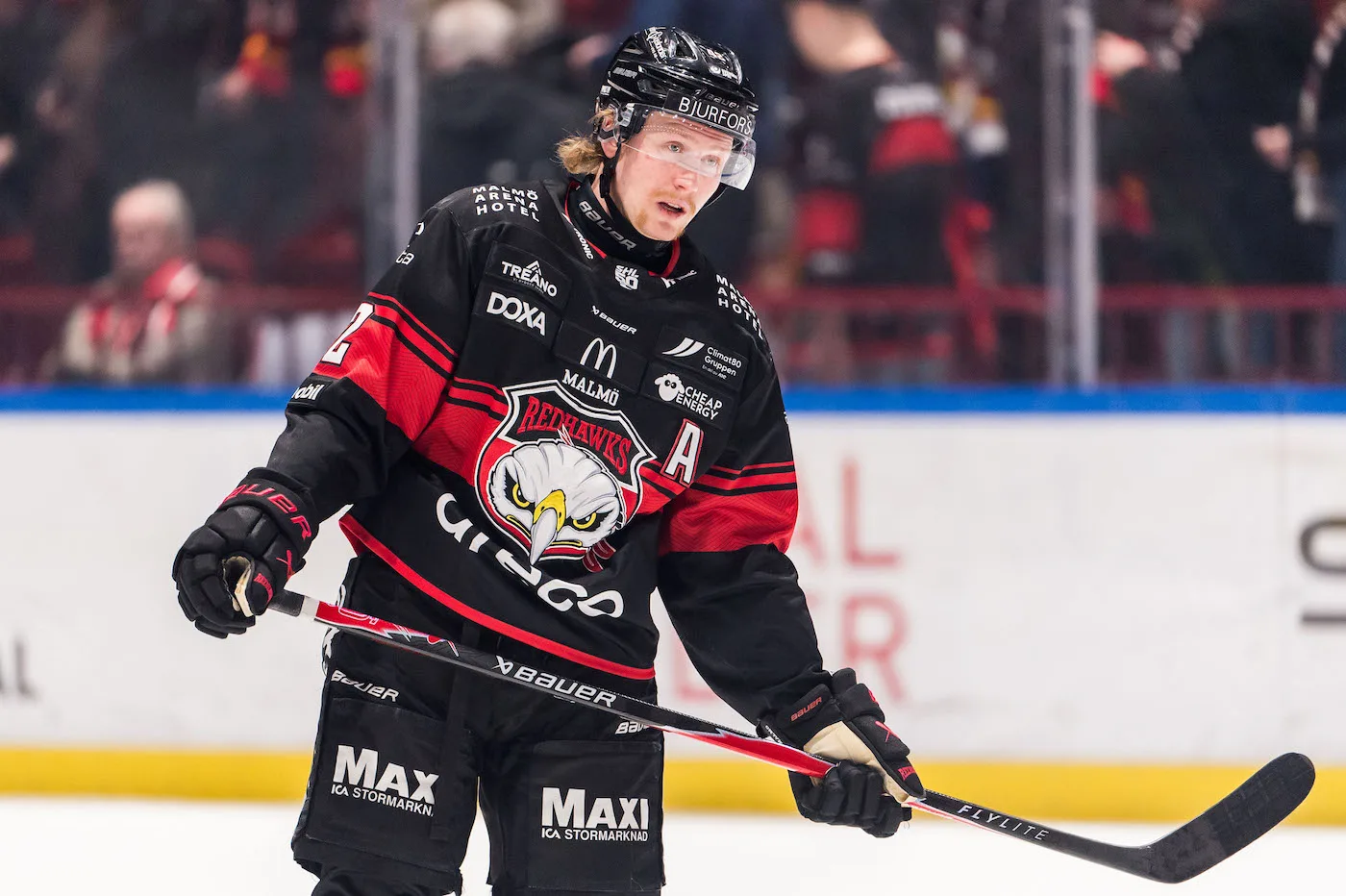 Stjärnan presenterad – av SHL-konkurrenten