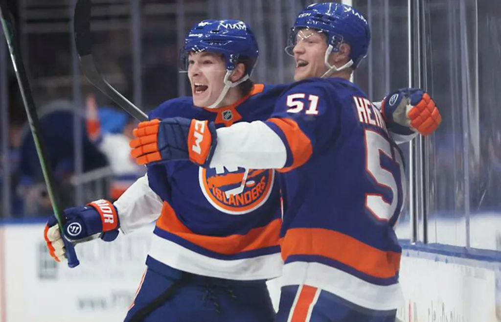 Emil Heineman. Matthew Schaefer. New York Islanders.