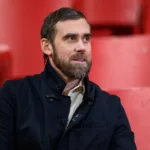 Henrik Zetterberg får tröjan hissad