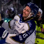 Max Veronneau stannar i SHL: ”Revanschsugen”