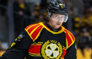 ”Bäckis” stannar i Brynäs – men har osäker status