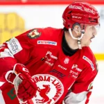 Lämnar efter degraderingen – flyttar utomlands