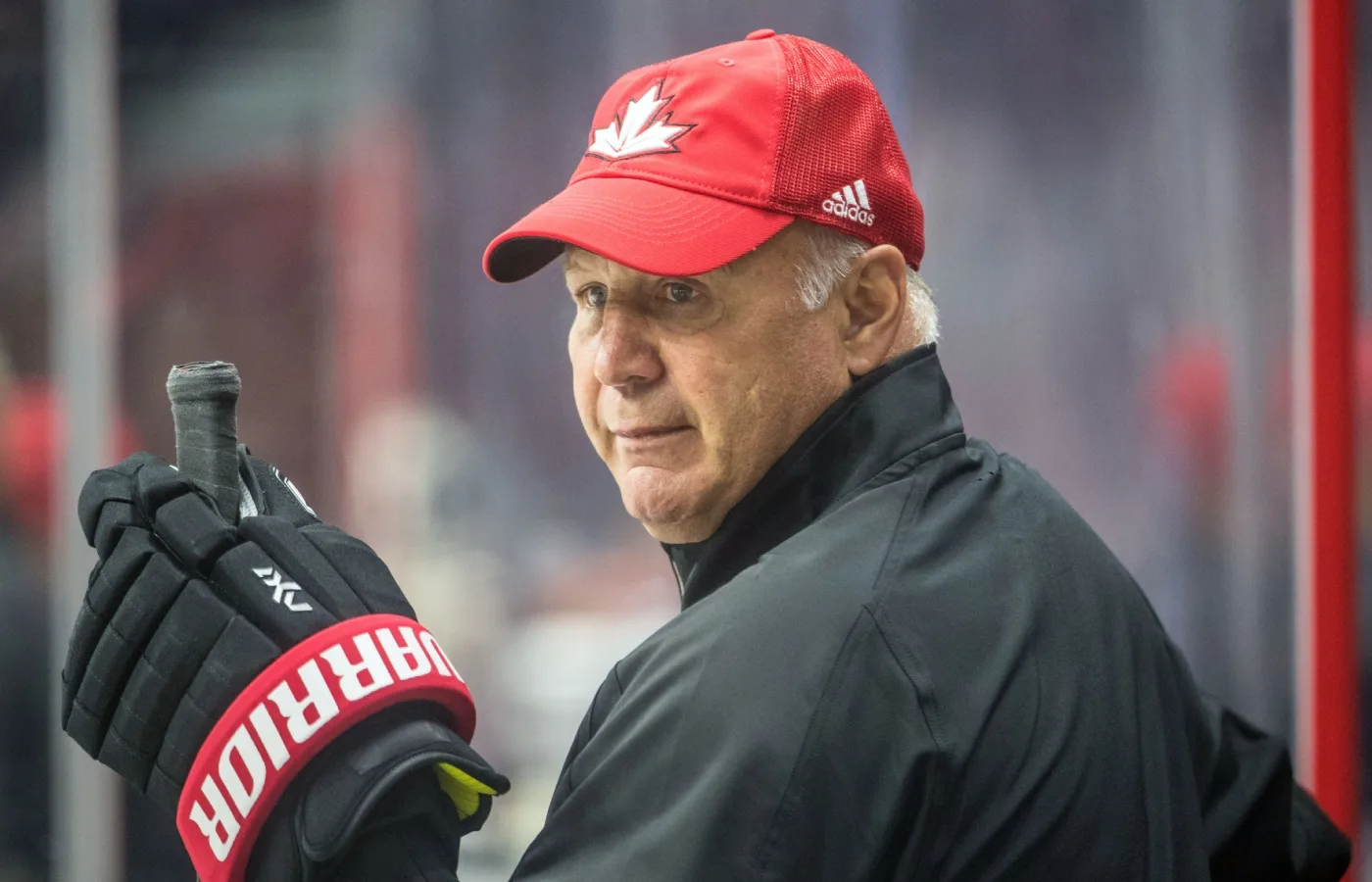 Tränarikonen lämnar NHL – för europeiska storklubben
