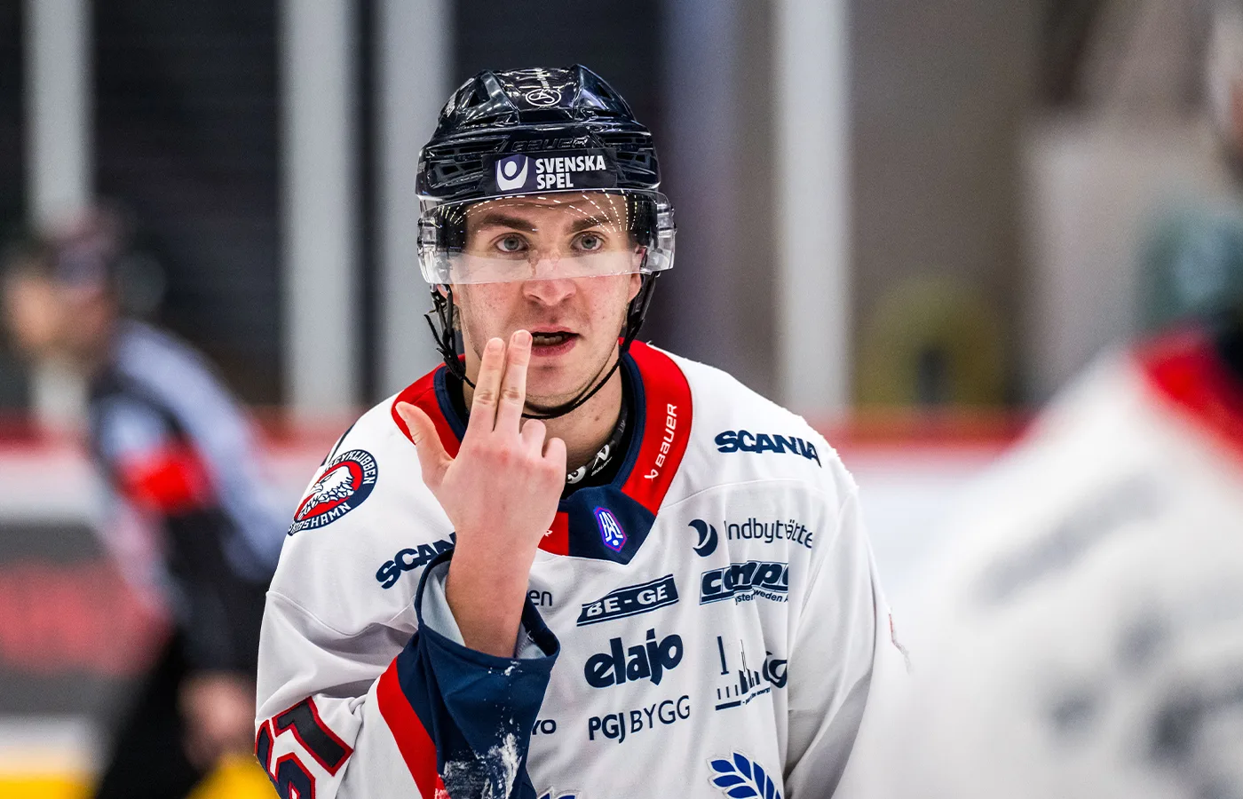 Centerns val – skriver på för konkurrenten